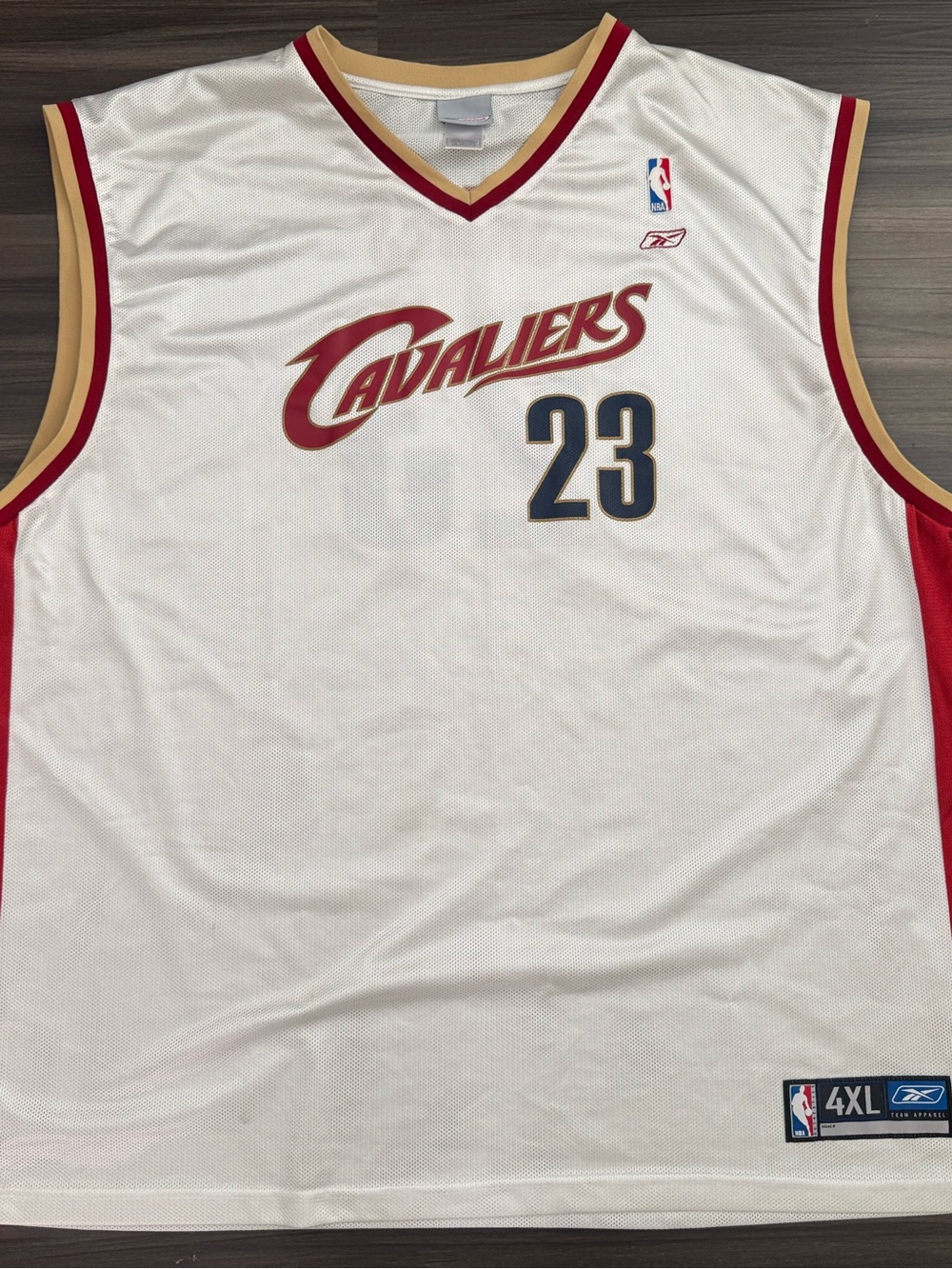 Reebok Cleveland Cavaliers LeBron James #23 NBA Swingman Mesh Jersey Men’s 4XL